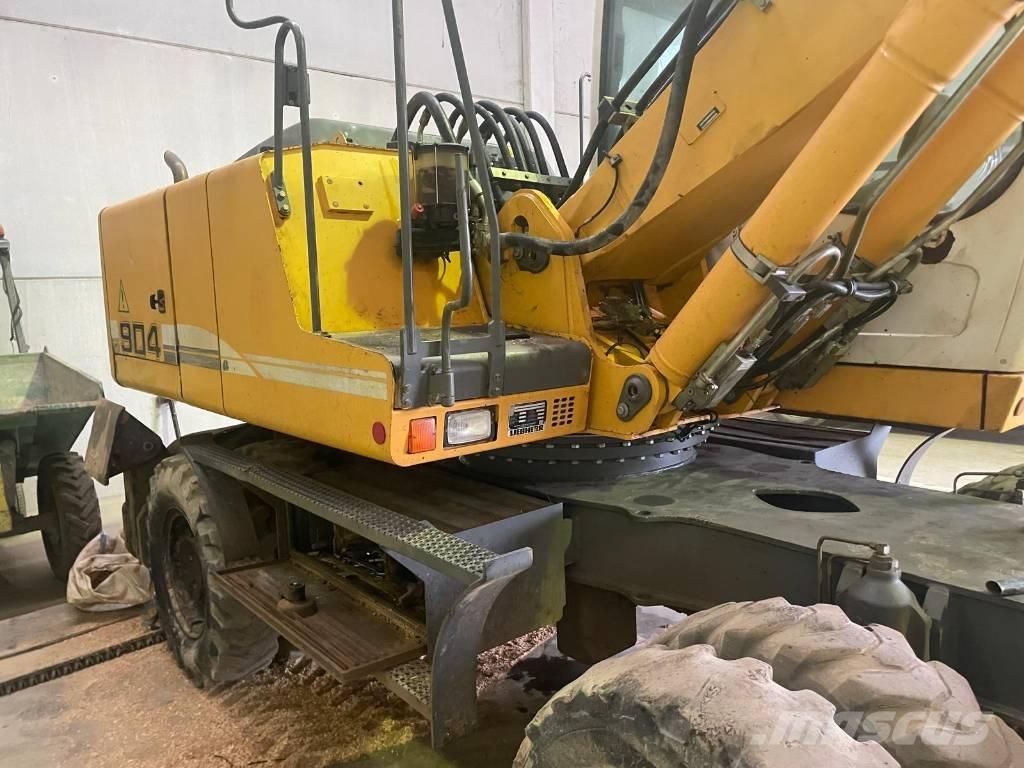 Liebherr A 904 C Ratiniai ekskavatoriai