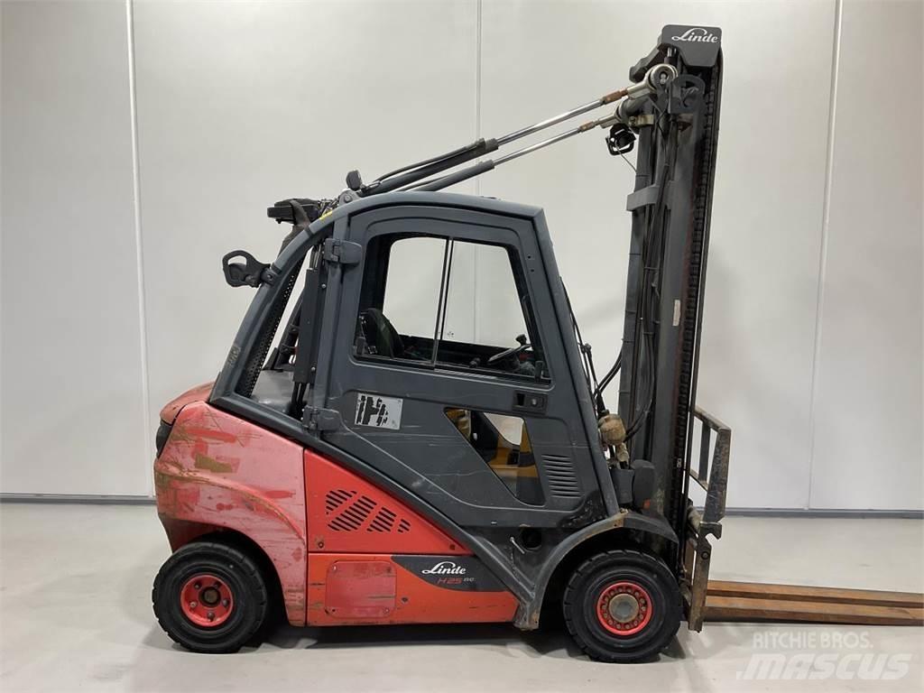 Linde H25D-02 Dyzeliniai krautuvai