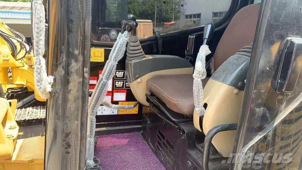 CAT 304 Vikšriniai ekskavatoriai