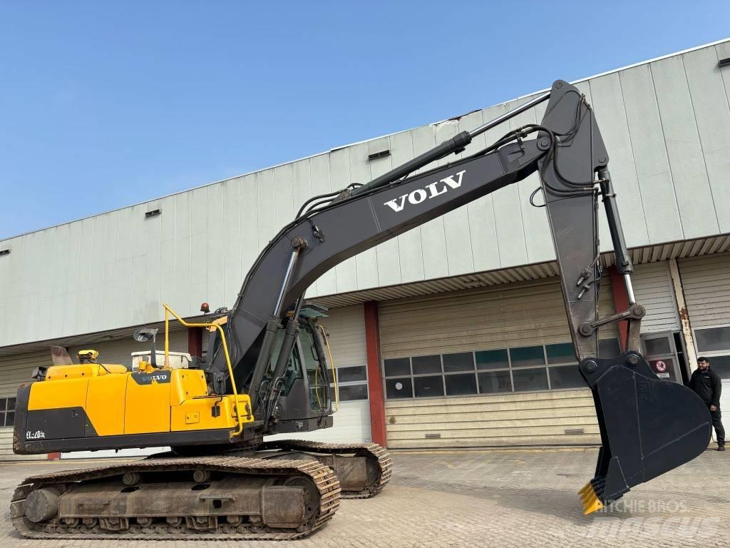 Volvo EC 220 DL Vikšriniai ekskavatoriai