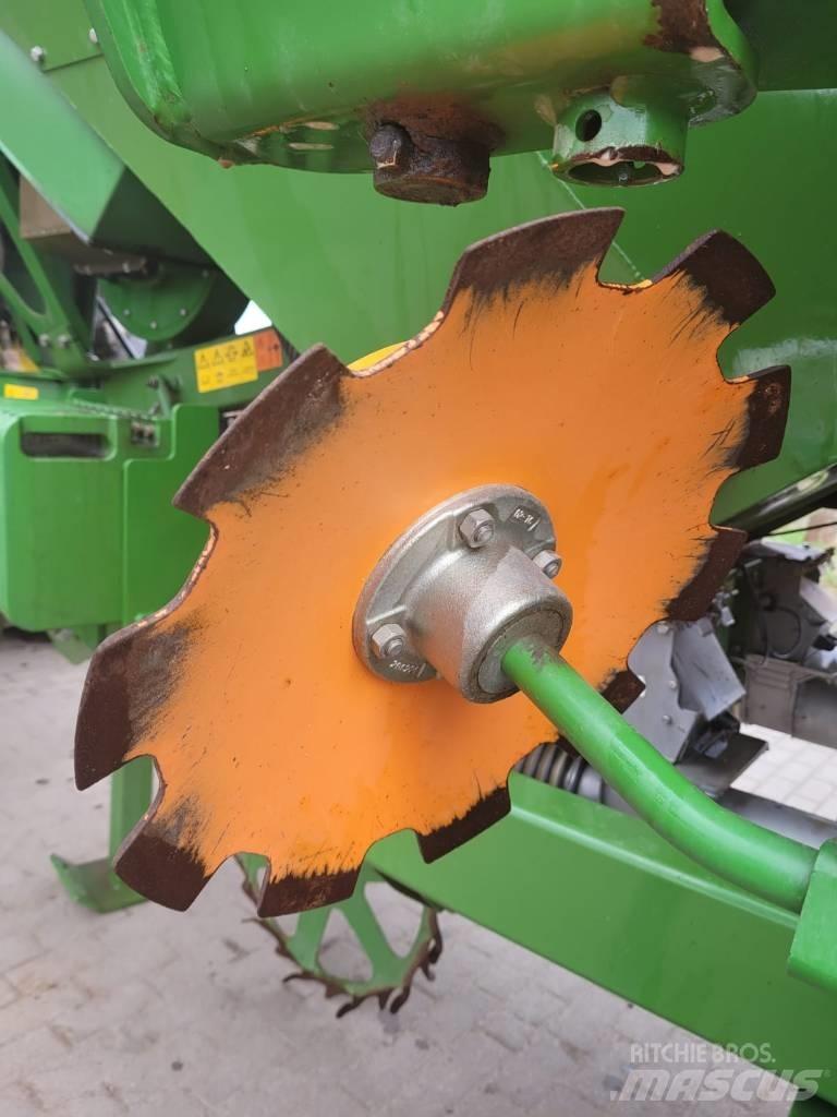 Amazone EDX 9000-TC Sėjimo technika
