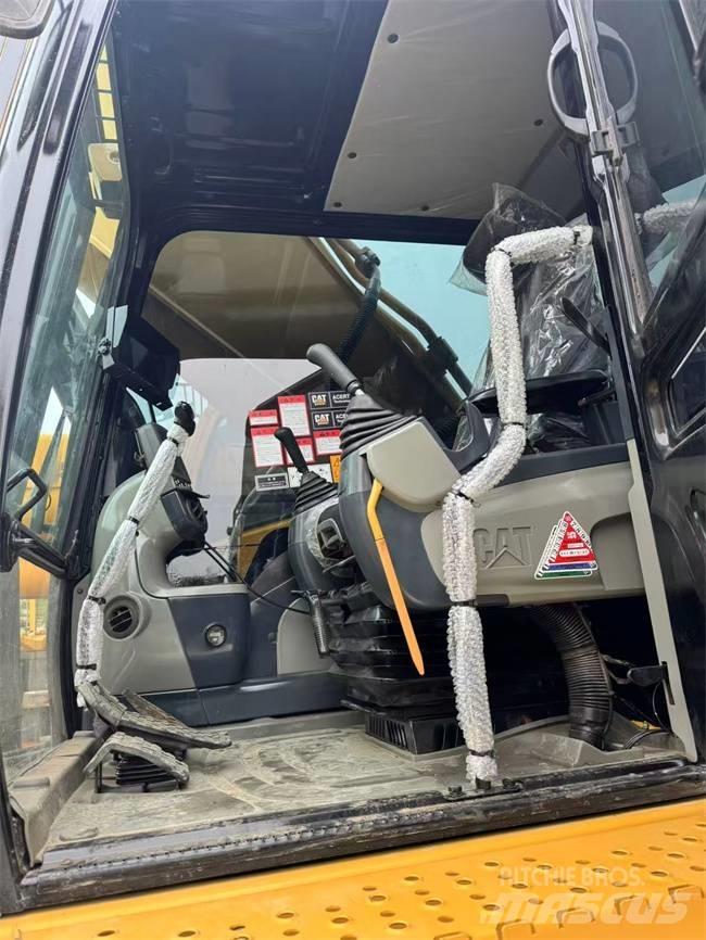 CAT 349 D L Vikšriniai ekskavatoriai