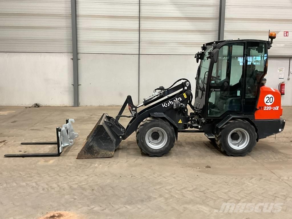 Kubota RT 220-2 A Naudoti ratiniai krautuvai