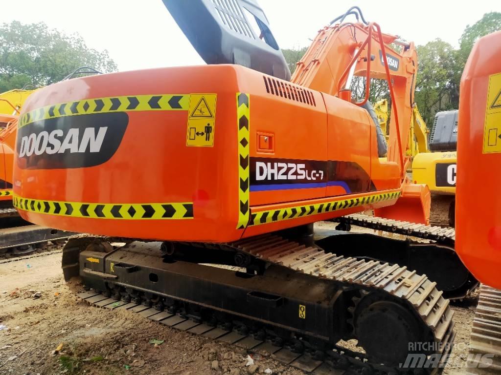 Doosan DH225LC-7 Vikšriniai ekskavatoriai