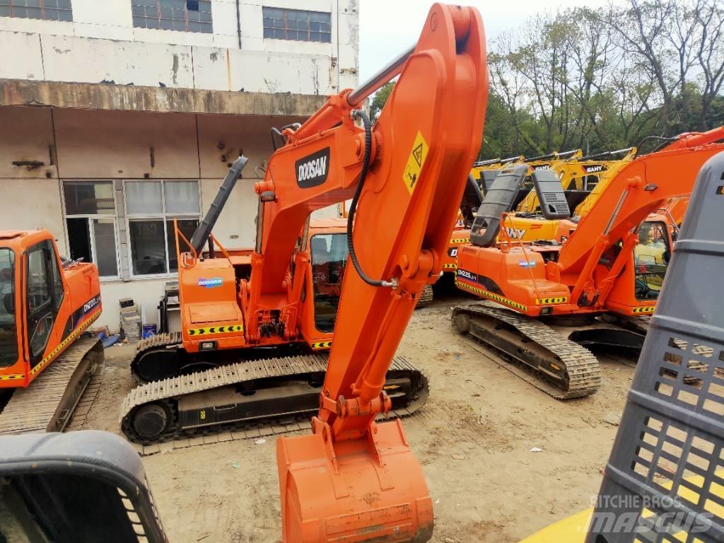 Doosan DH225LC-7 Vikšriniai ekskavatoriai