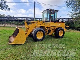 CAT 924F Naudoti ratiniai krautuvai