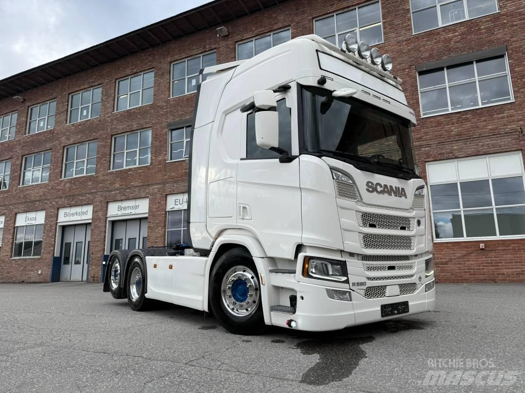 Scania R 590 Naudoti vilkikai