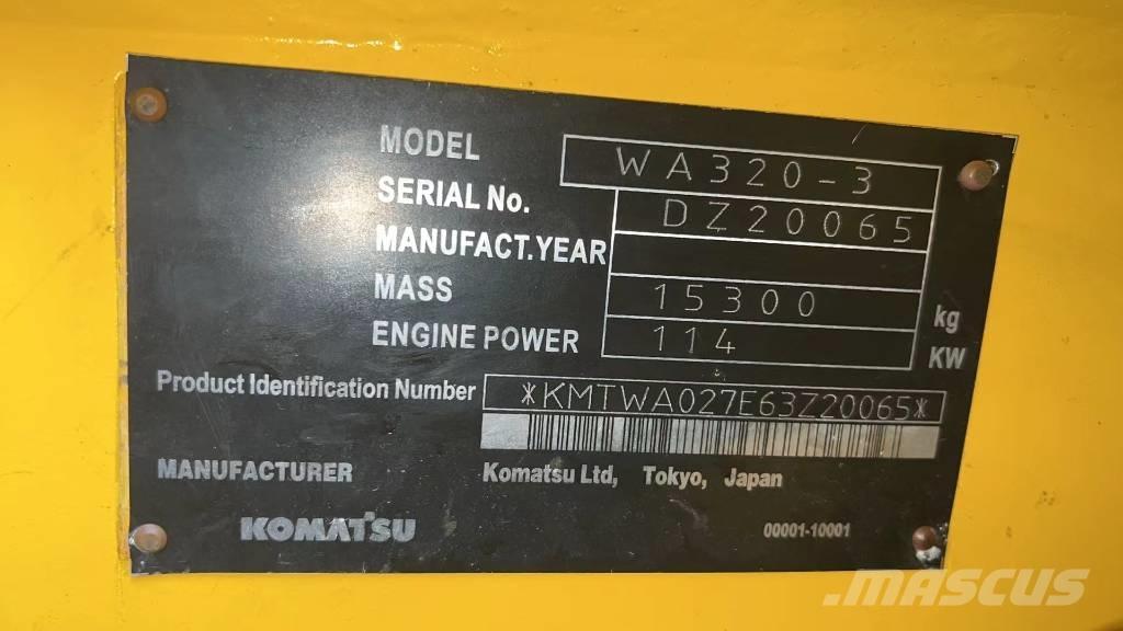 Komatsu WA320-3 Naudoti ratiniai krautuvai