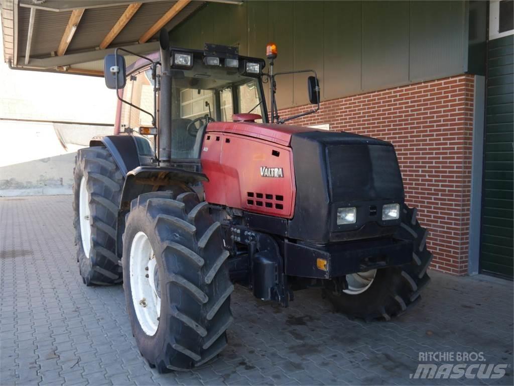 Valtra 8450 Traktoriai