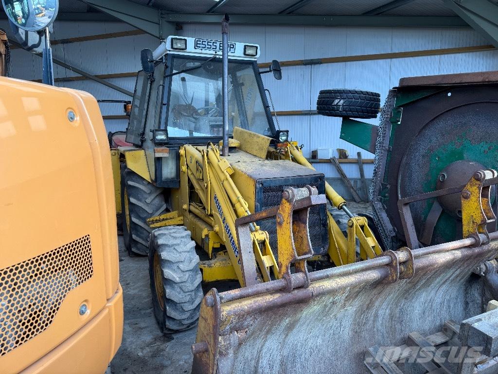 JCB 3 CX Ekskavatoriniai krautuvai