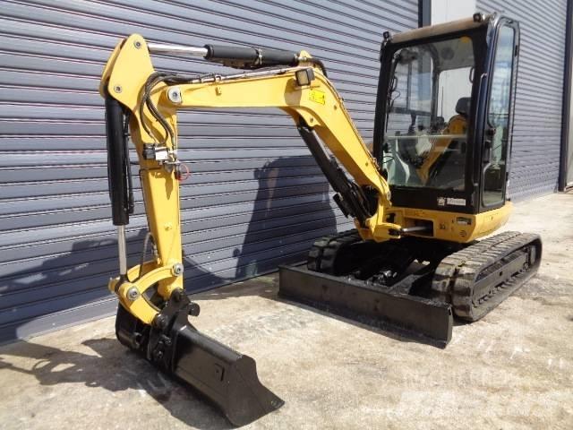 CAT 302.7 D Mini ekskavatoriai < 7 t
