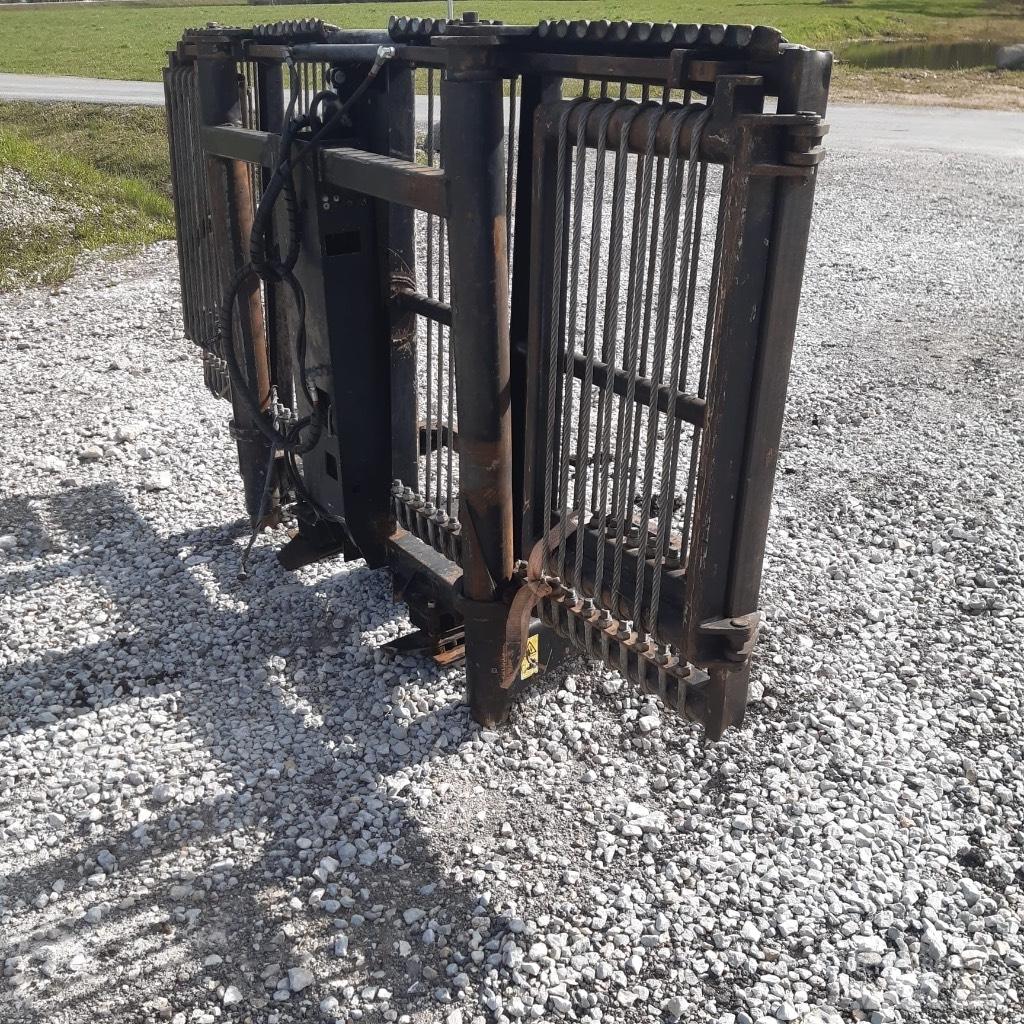 John Deere 1910 E Važiuoklė ir suspensija
