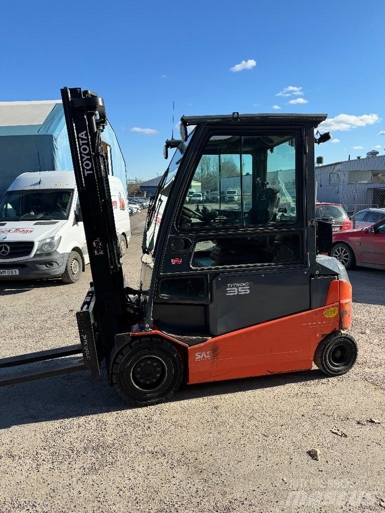 Toyota 8FBMT35 Elektriniai šakiniai krautuvai