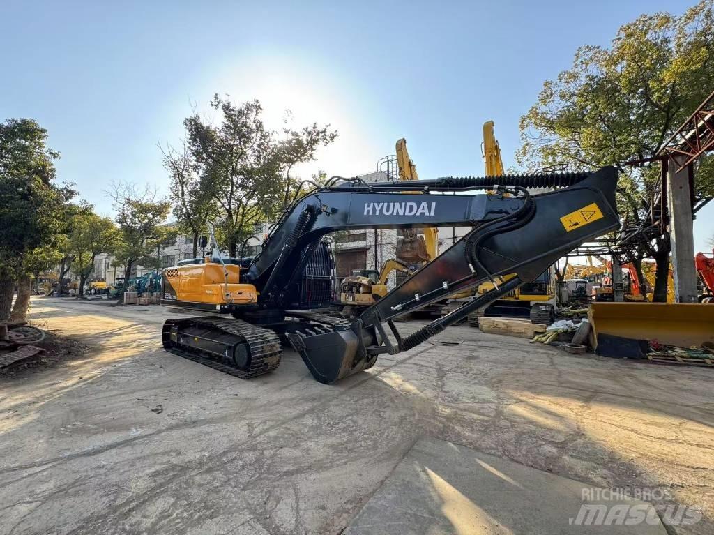 Hyundai 220lc Vikšriniai ekskavatoriai