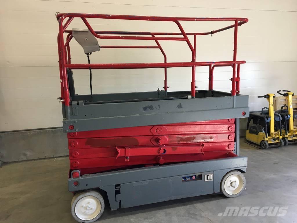 UpRight Saxlift X32N Ant priekabų montuojamos kėlimo platformos