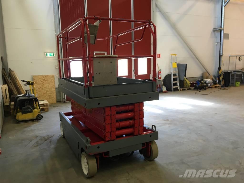 UpRight Saxlift X32N Ant priekabų montuojamos kėlimo platformos