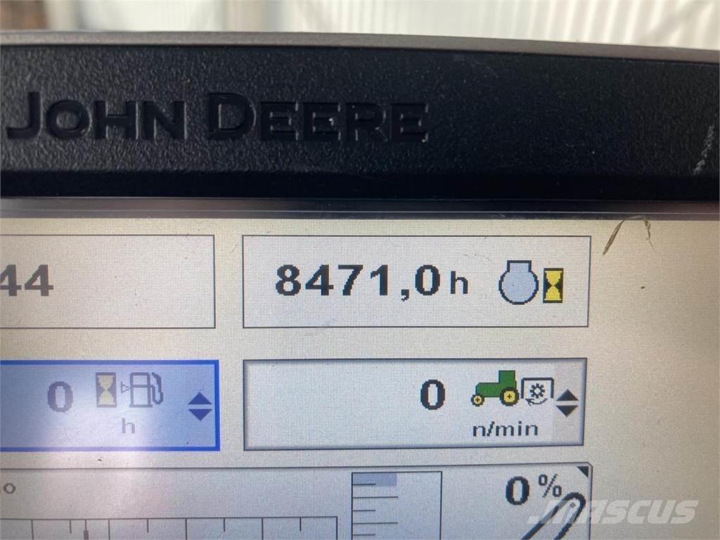 John Deere 6190R Traktoriai