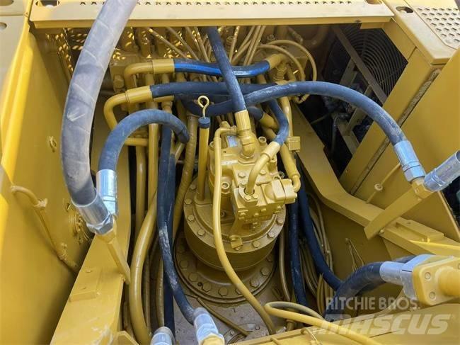 CAT 325 CL Vikšriniai ekskavatoriai