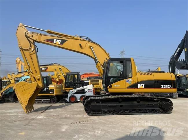 CAT 325 CL Vikšriniai ekskavatoriai