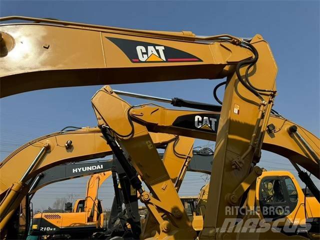 CAT 320 C L Vikšriniai ekskavatoriai