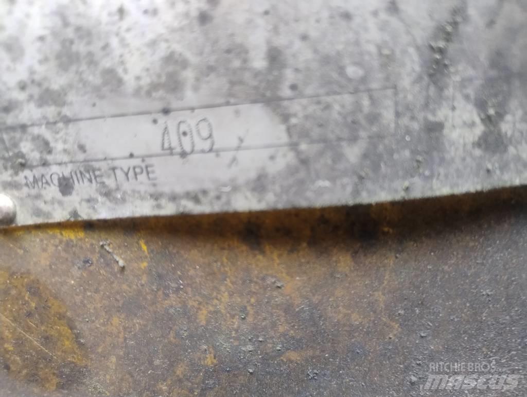 JCB 409 2006r.Parts, Naudoti ratiniai krautuvai