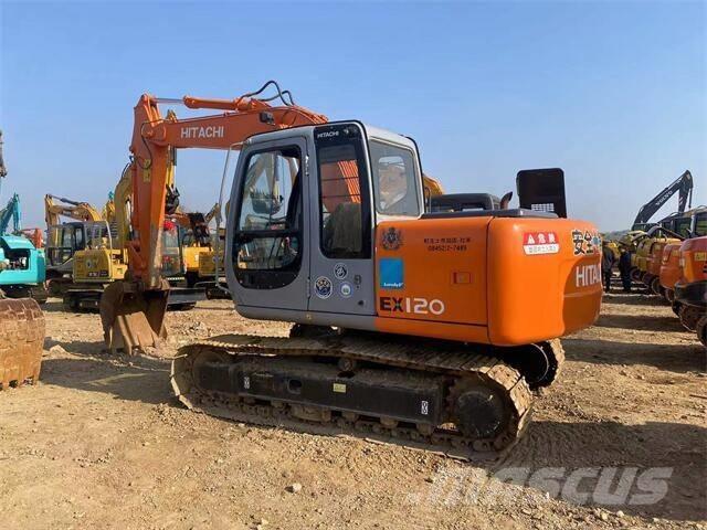 Hitachi EX120 Vikšriniai ekskavatoriai