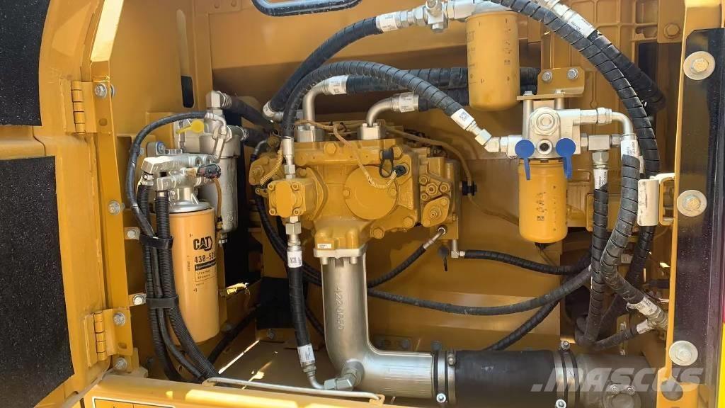 CAT 326D Vikšriniai ekskavatoriai
