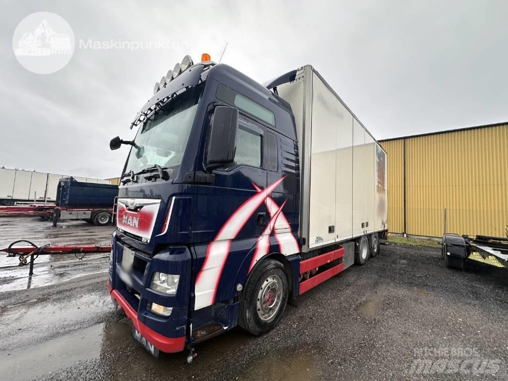 MAN TGX 26.480 Sunkvežimiai su dengtu kėbulu