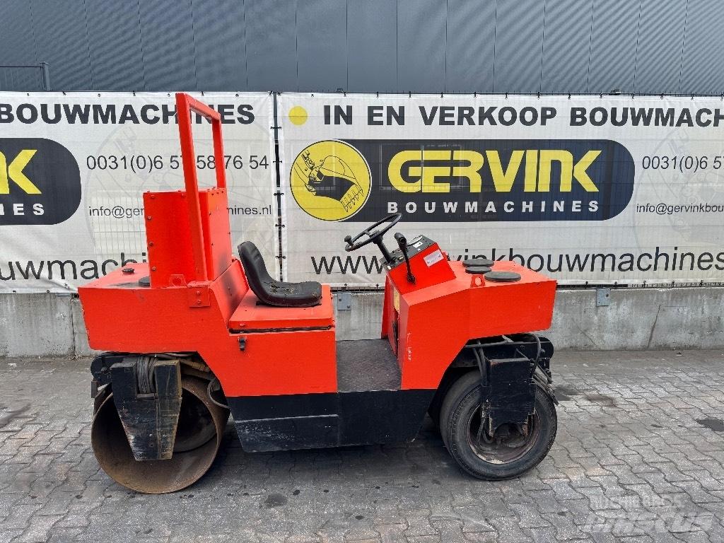 CASE Vibromax 152k Vieno būgno volai
