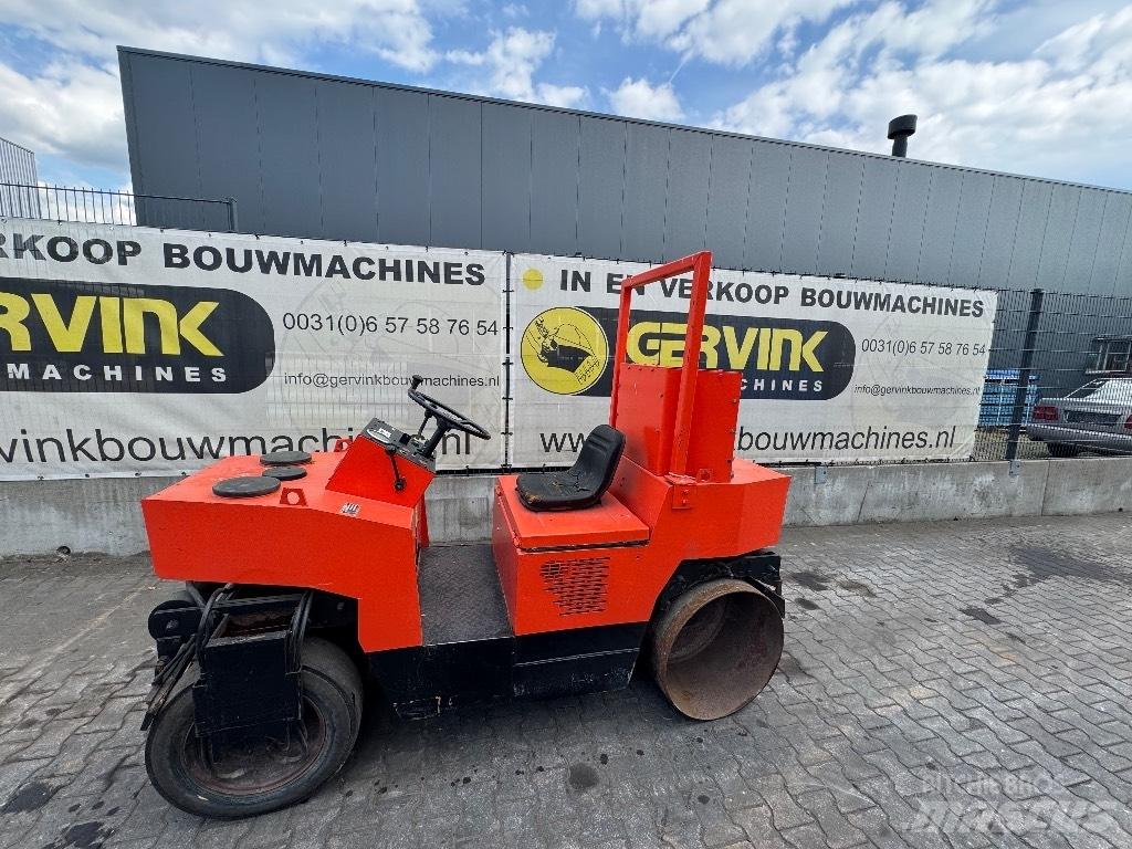 CASE Vibromax 152k Vieno būgno volai