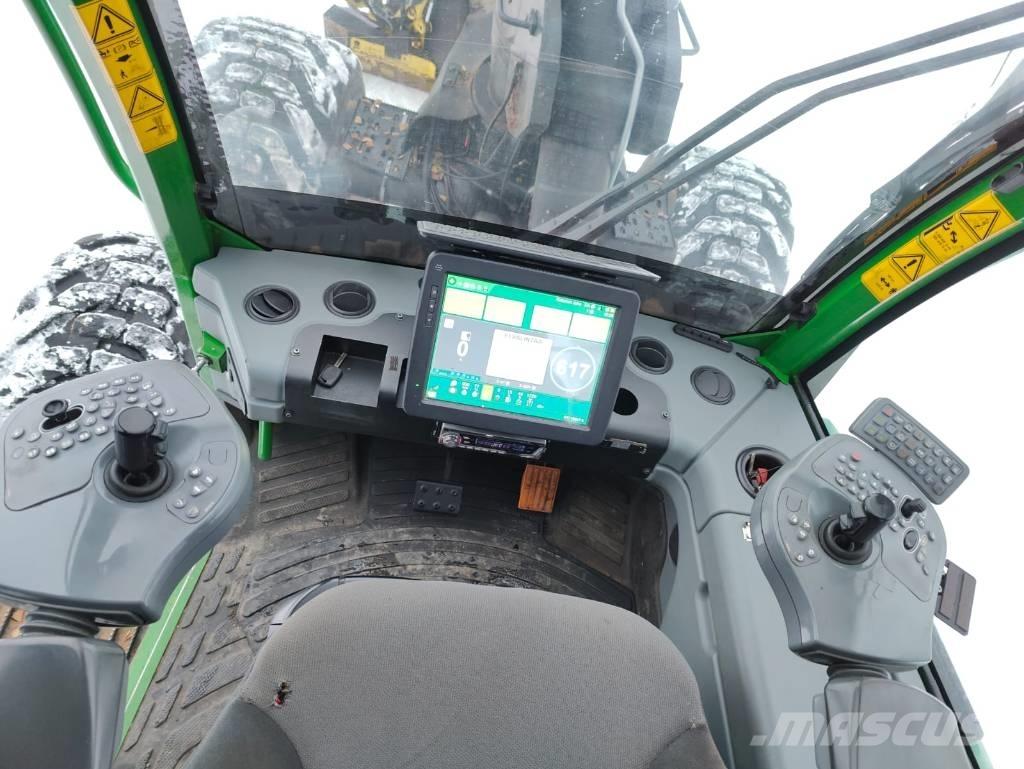John Deere 1270 G Miško technika (Harvesteriai)
