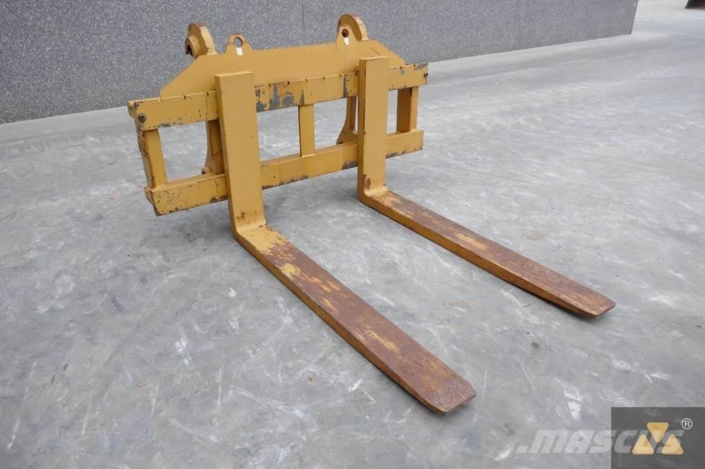 CAT 966/972 Forks Transportas - Kita