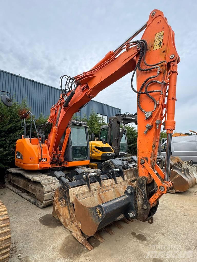 Doosan DX140 LC Vikšriniai ekskavatoriai