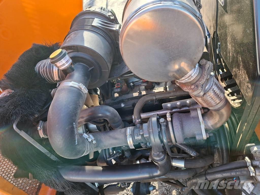 Forst TR8 Medienos smulkintuvai