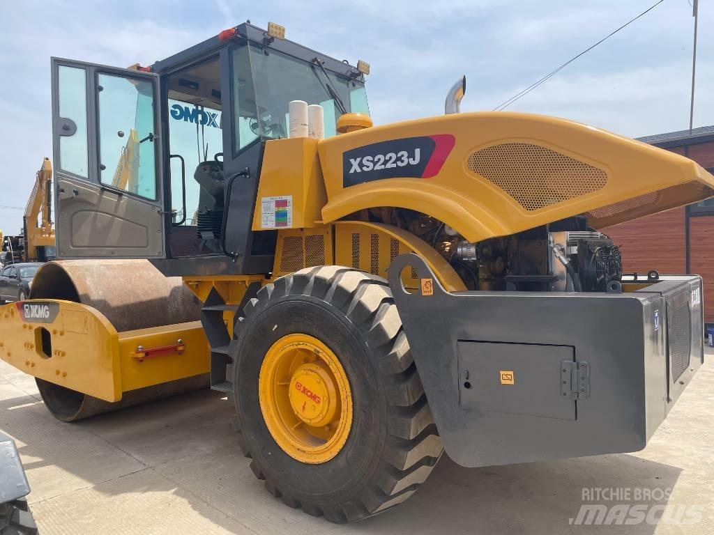 XCMG XS 223 J Vieno būgno volai