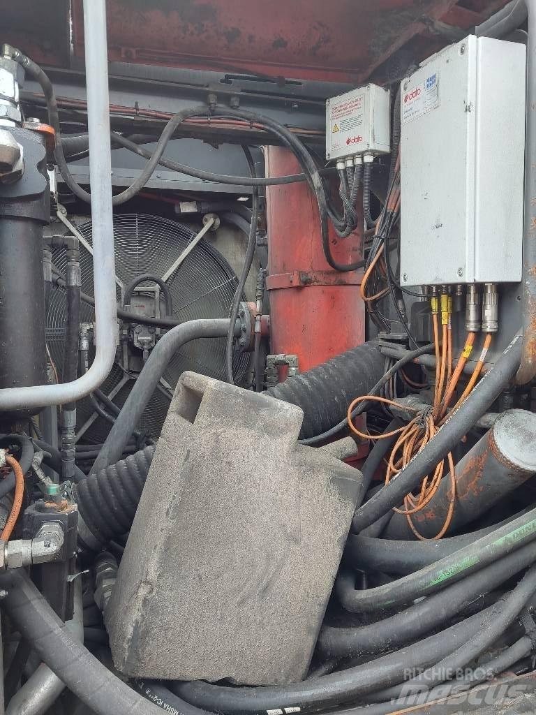 Sandvik DP 1500 i Žemės paviršiaus gręžimo technika