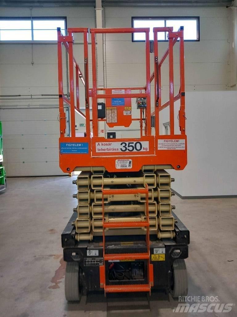 JLG 4045R Žirkliniai keltuvai