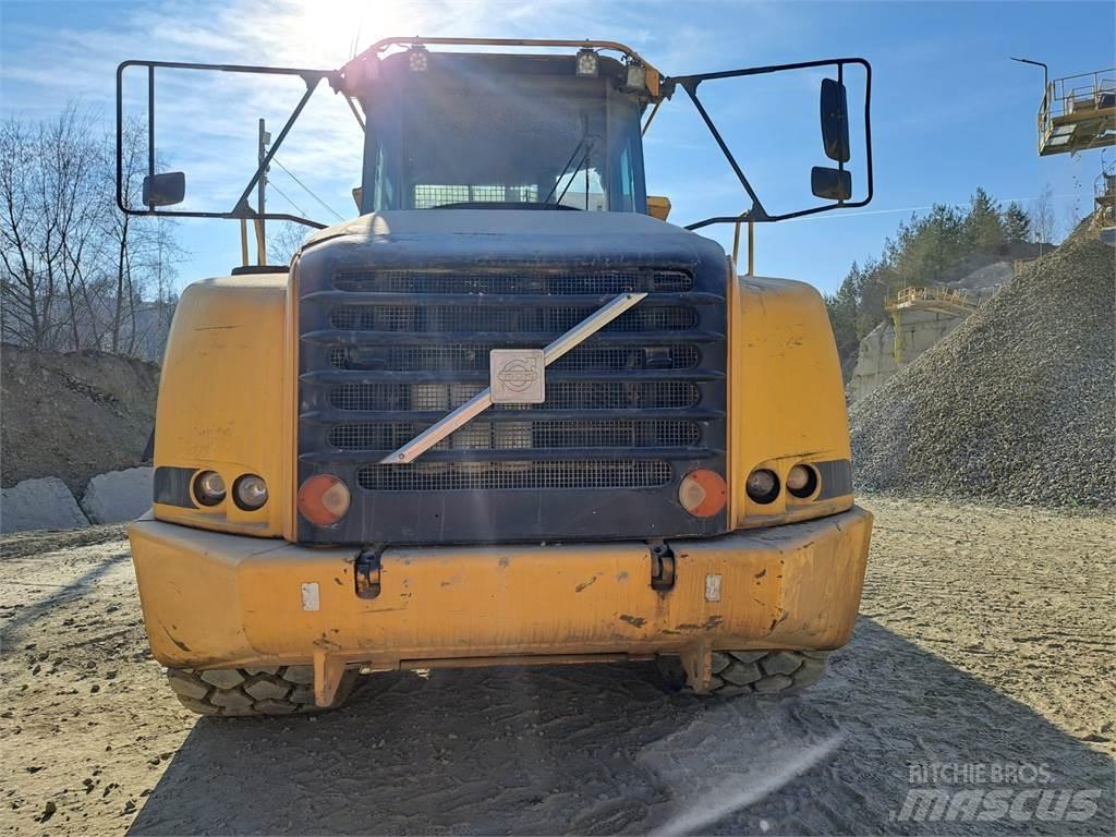 Volvo A40D Statyba - Kita