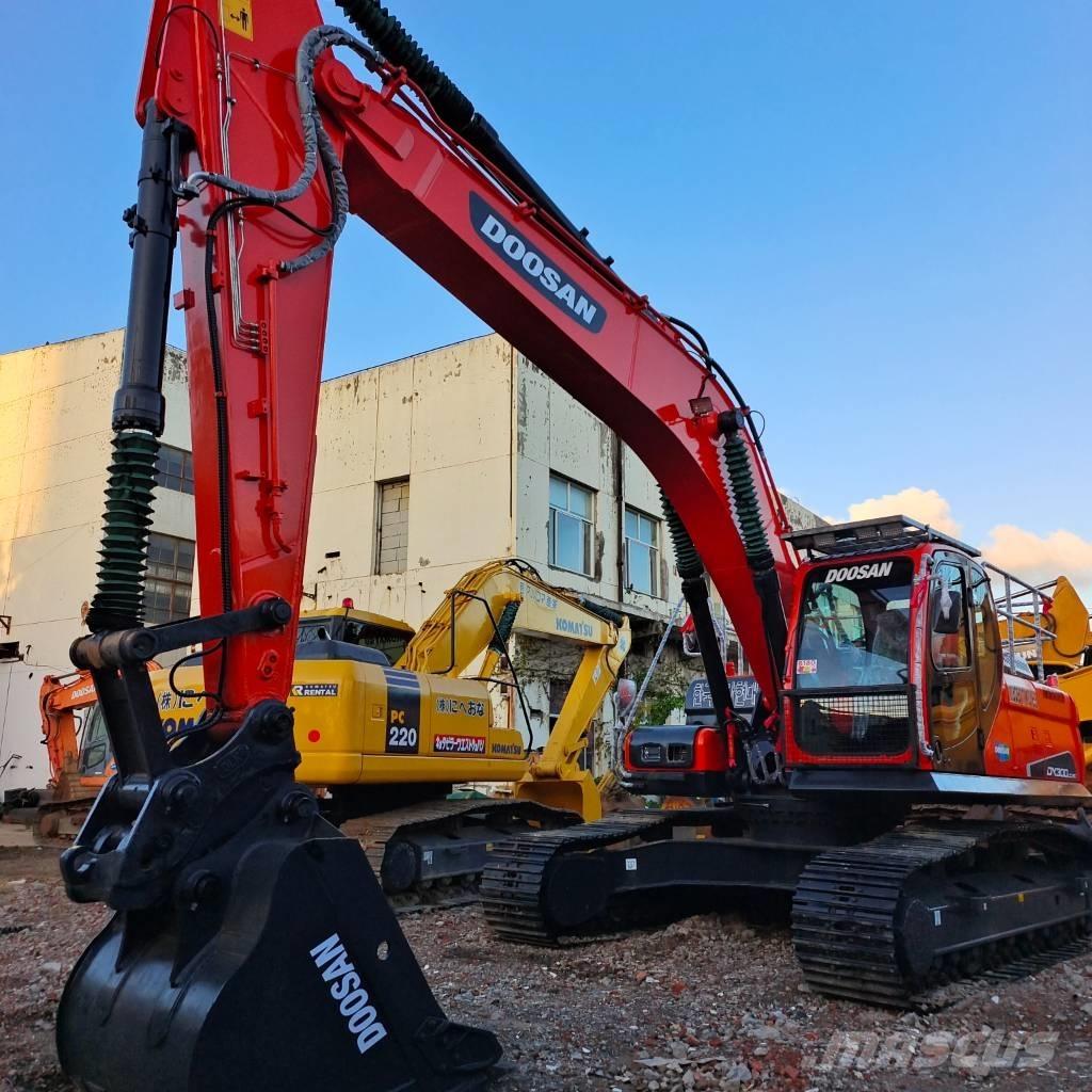 Doosan DX 300 LCA Vikšriniai ekskavatoriai
