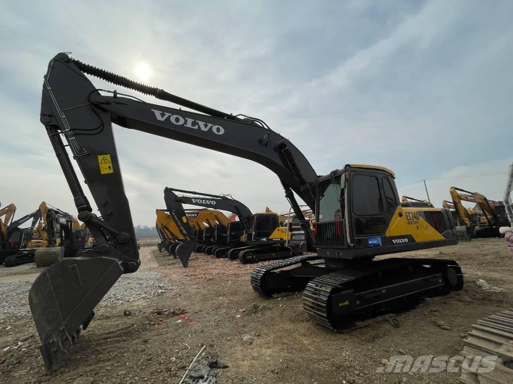 Volvo EC 240 Vikšriniai ekskavatoriai