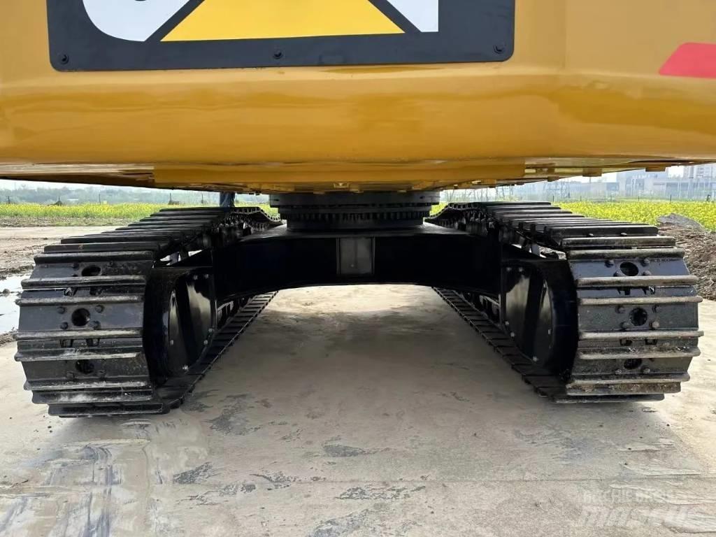 CAT 349 D L Vidutinės galios ekskavatoriai 7-12 t