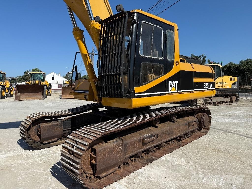 CAT 325 LN Vikšriniai ekskavatoriai
