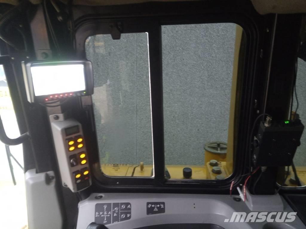 CAT D 6 T LGP Vikšriniai buldozeriai