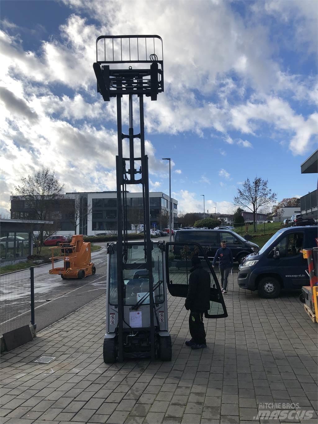 Still RX20-20P Elektriniai šakiniai krautuvai