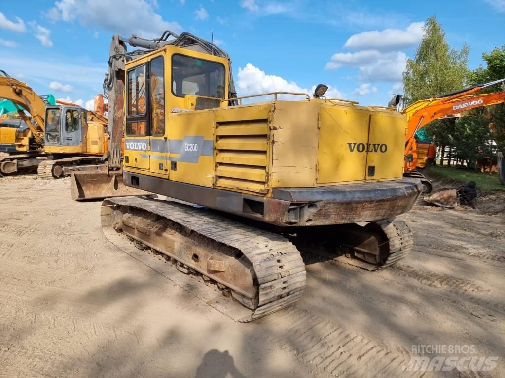 Volvo EC 200 Vikšriniai ekskavatoriai