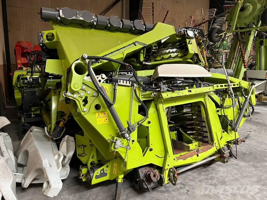 CLAAS Orbis 900 Derliaus nuėmimo kombainų galvos