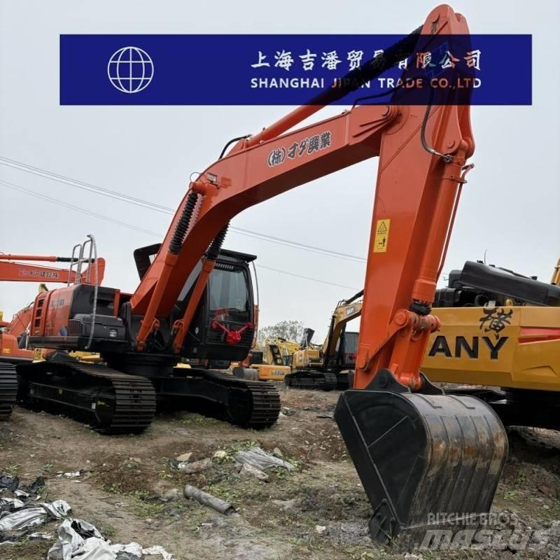 Hitachi ZX 210 Vikšriniai ekskavatoriai