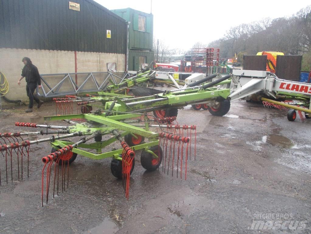 CLAAS Liner 3000 Šieno grėbliai ir vartytuvai