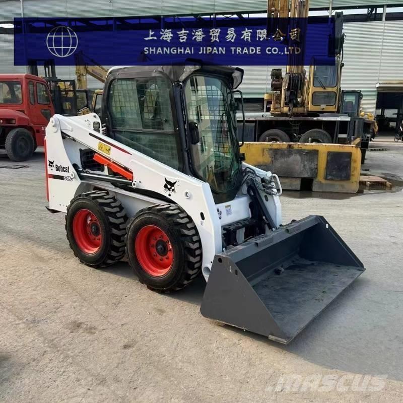 Bobcat S 450 Krautuvai su šoniniu pasukimu
