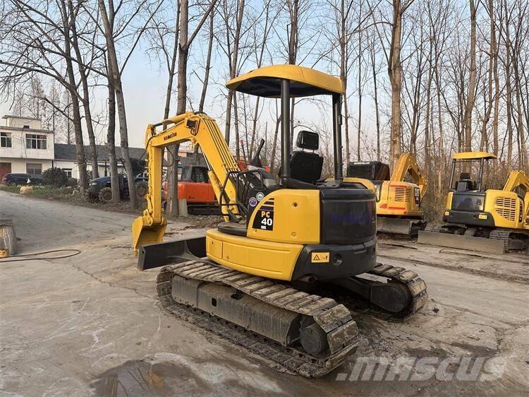 Komatsu PC 40 Vikšriniai ekskavatoriai